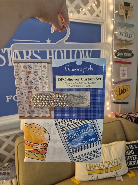 Other - Gilmore Girls Shower Curtain 13pcs